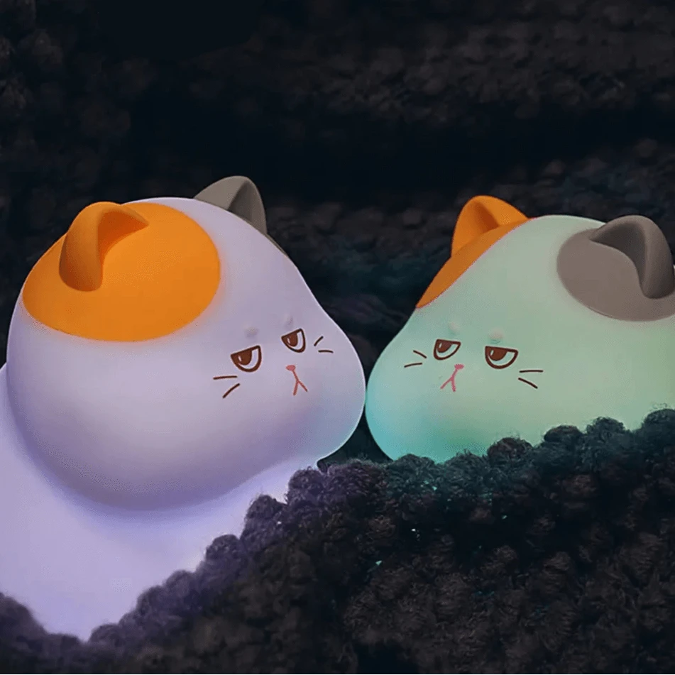 Squishy Greedy Cat Night Light – Soft Silicone Lamp by Nighli.